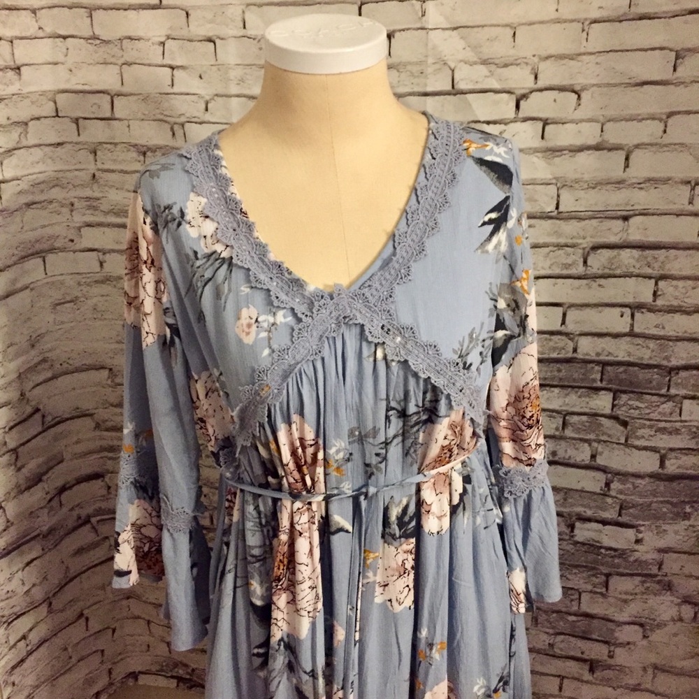 •Blue Skies Mini Dress• - Picture 5 of 6